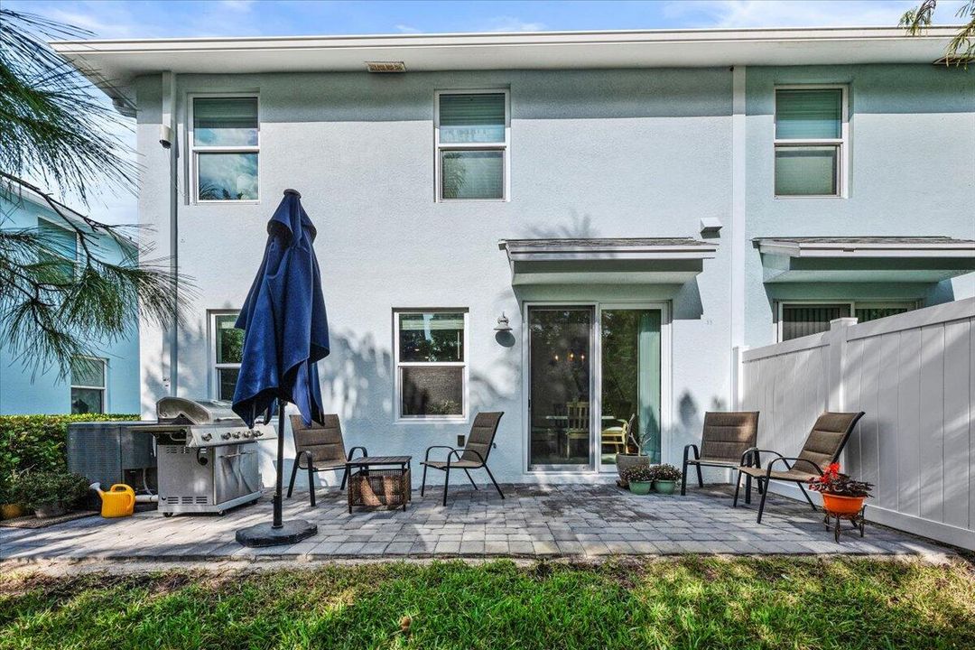 待售: $435,000 (3 贝兹, 2 浴室, 1804 平方英尺)