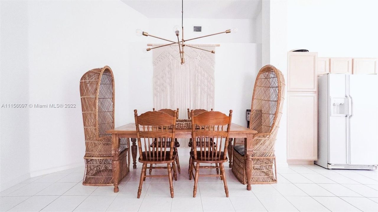 For Rent: $4,000 (3 beds, 2 baths, 1618 Square Feet)