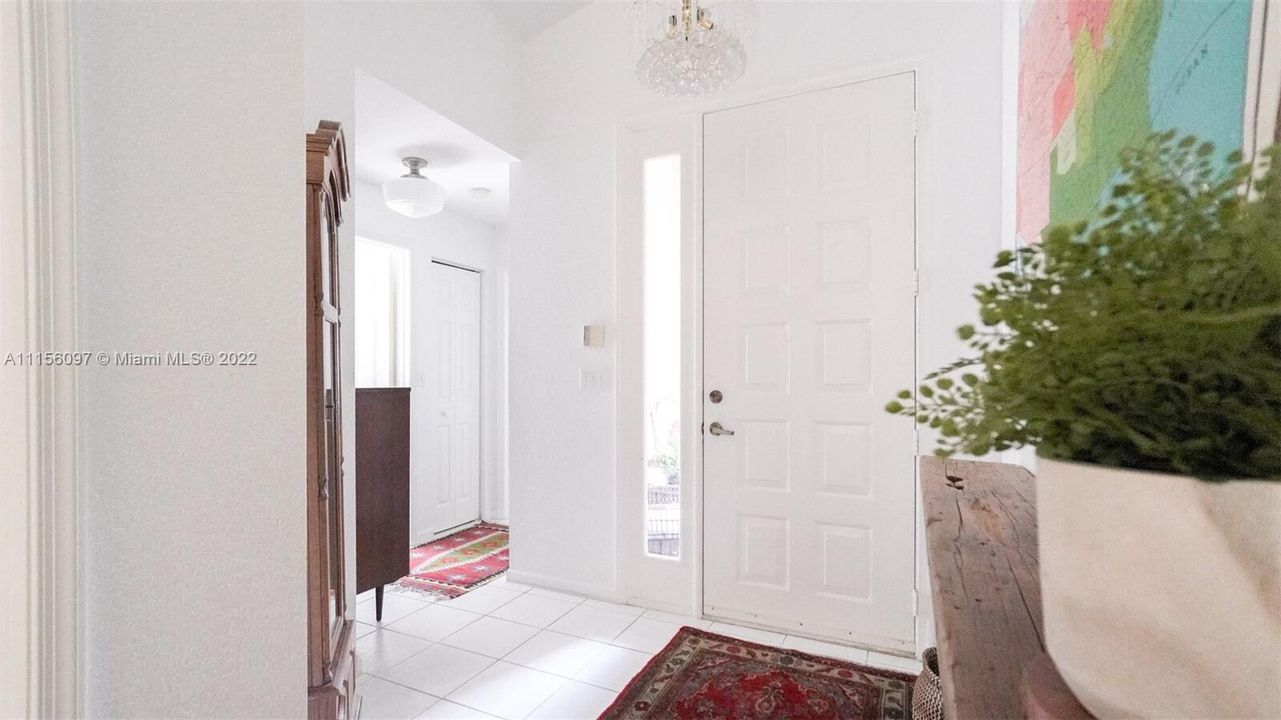 For Rent: $4,000 (3 beds, 2 baths, 1618 Square Feet)