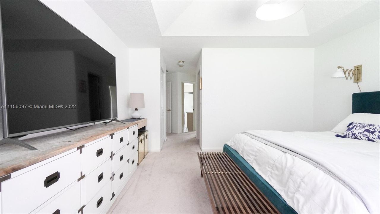 For Rent: $4,000 (3 beds, 2 baths, 1618 Square Feet)