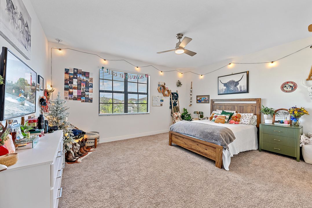 For Rent: $9,900 (5 beds, 5 baths, 5149 Square Feet)