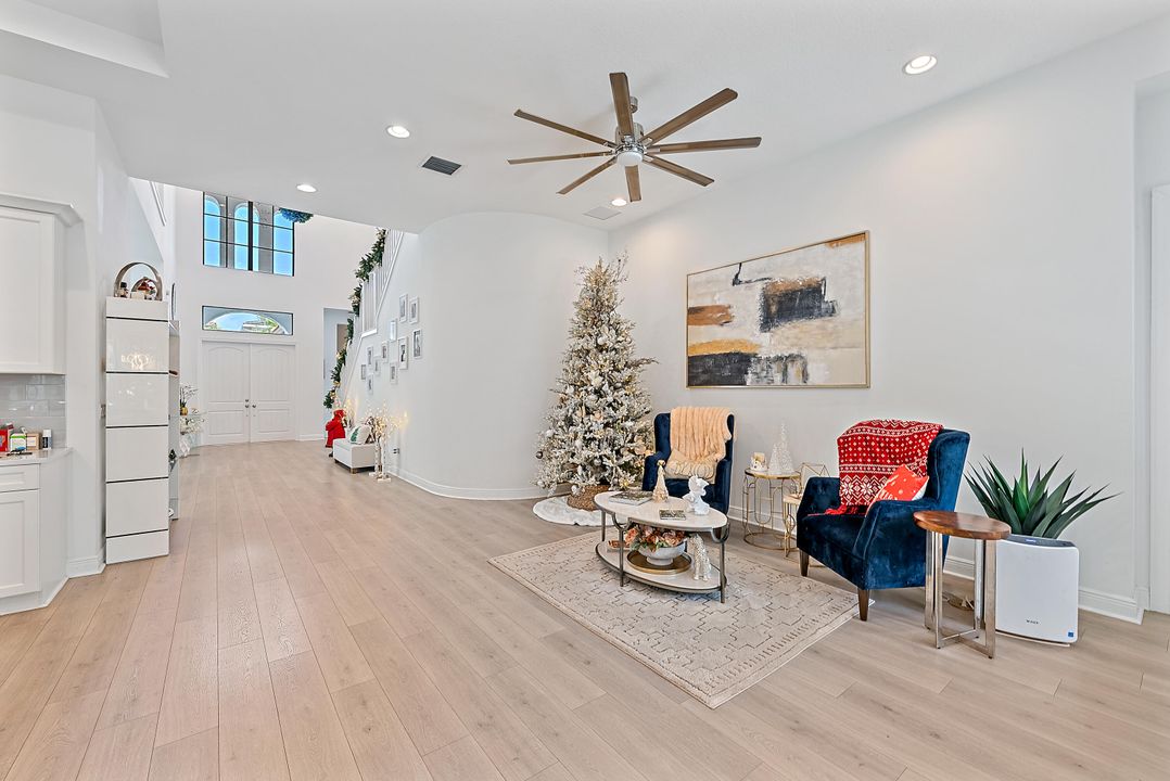 For Rent: $9,900 (5 beds, 5 baths, 5149 Square Feet)