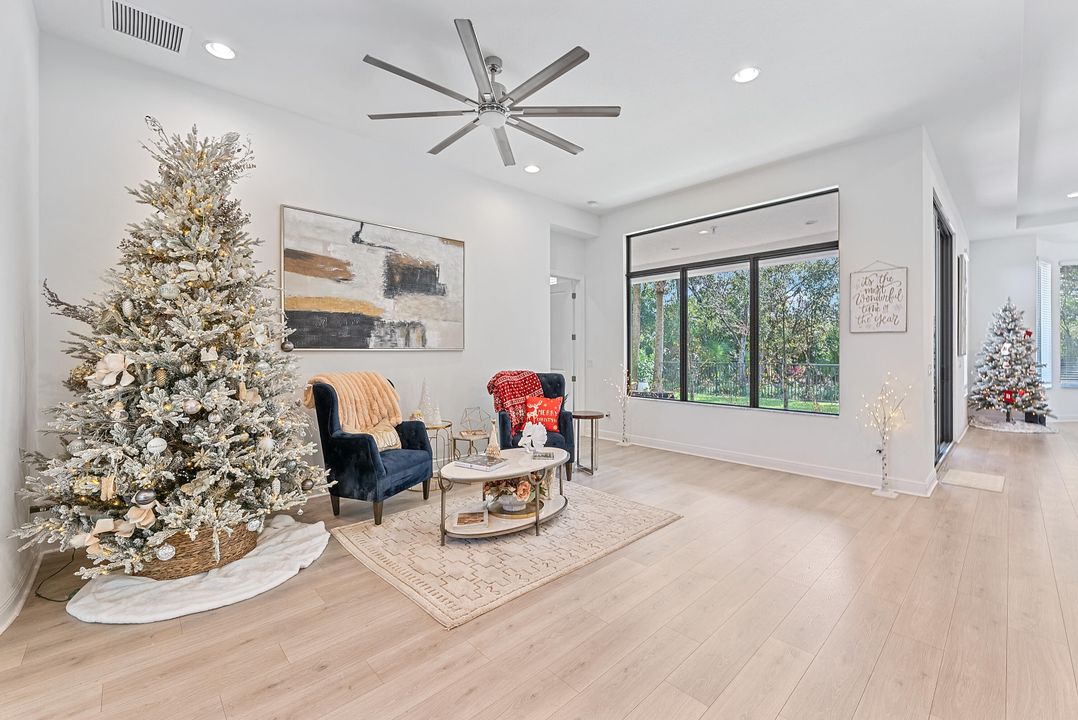 For Rent: $9,900 (5 beds, 5 baths, 5149 Square Feet)