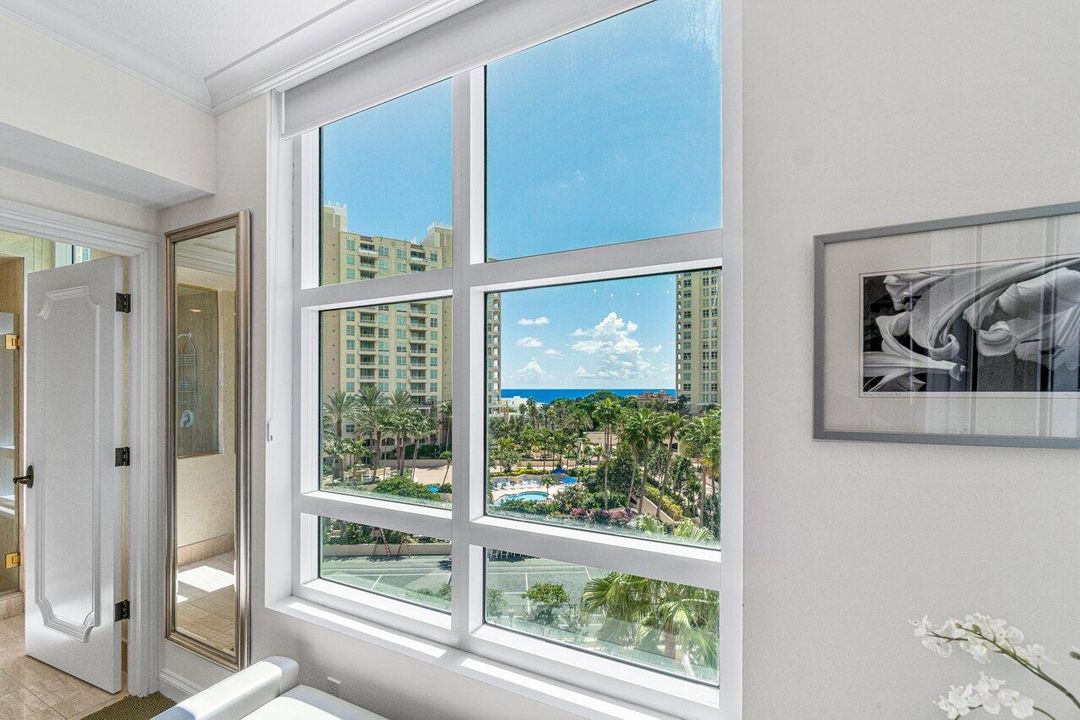 待售: $1,400,000 (2 贝兹, 2 浴室, 2353 平方英尺)