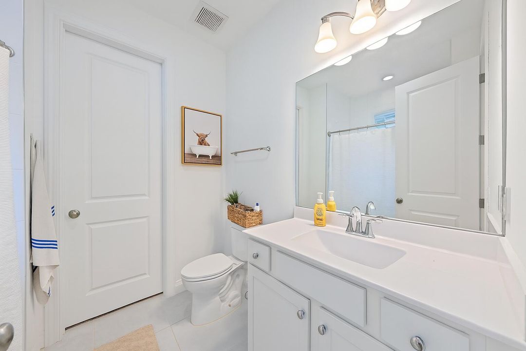 For Rent: $9,900 (5 beds, 5 baths, 5149 Square Feet)