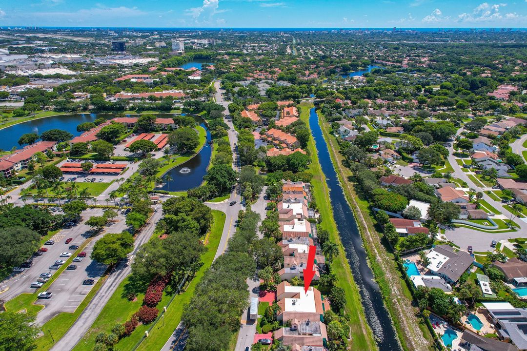 For Sale: $685,000 (3 beds, 2 baths, 2339 Square Feet)