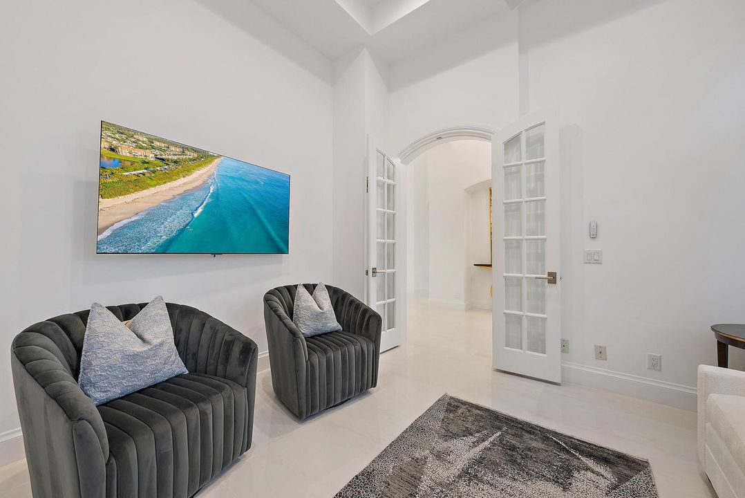 En Venta: $2,750,000 (3 camas, 3 baños, 2906 Pies cuadrados)