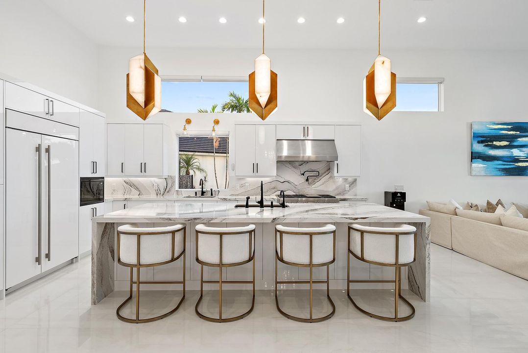 En Venta: $2,750,000 (3 camas, 3 baños, 2906 Pies cuadrados)