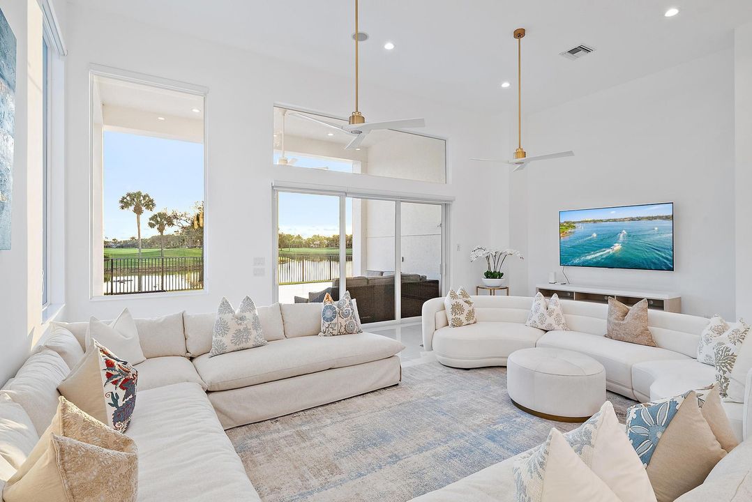 En Venta: $2,750,000 (3 camas, 3 baños, 2906 Pies cuadrados)