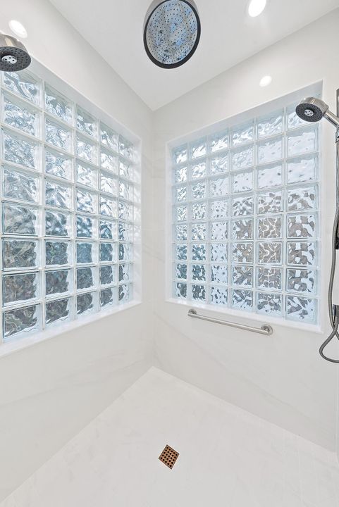 En Venta: $2,750,000 (3 camas, 3 baños, 2906 Pies cuadrados)