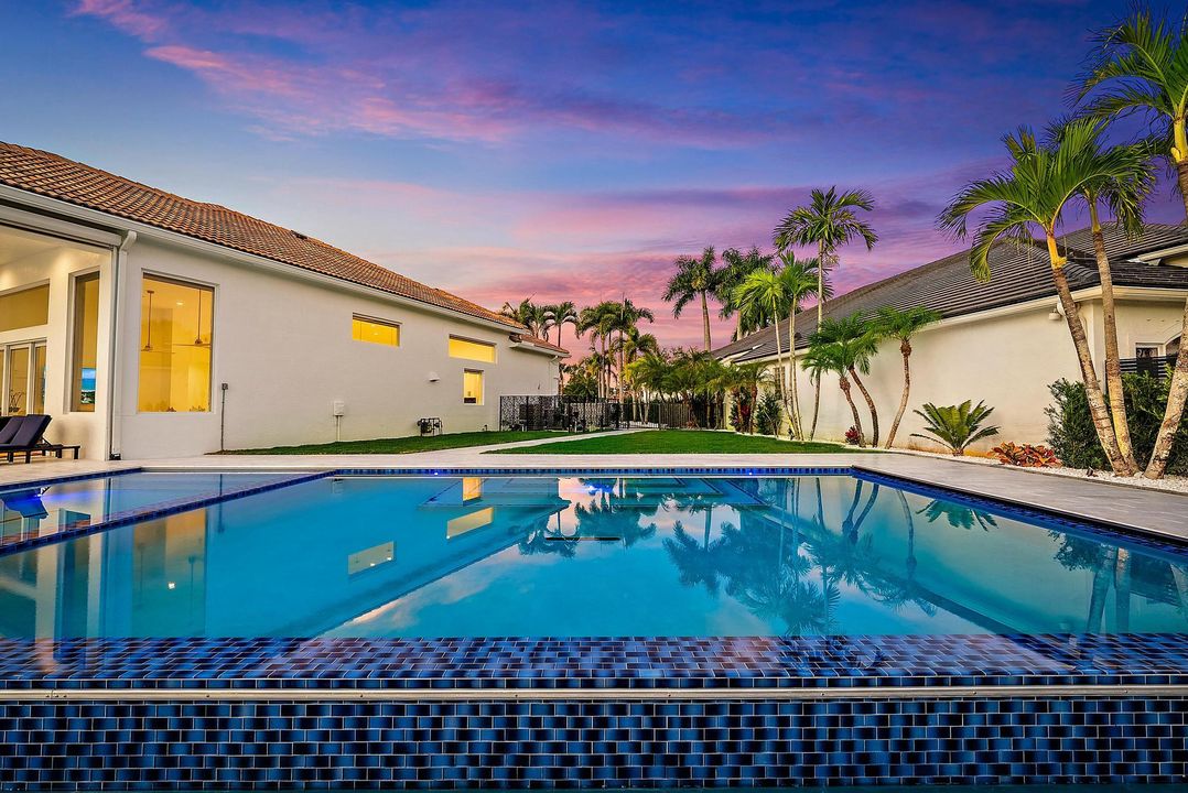 En Venta: $2,750,000 (3 camas, 3 baños, 2906 Pies cuadrados)