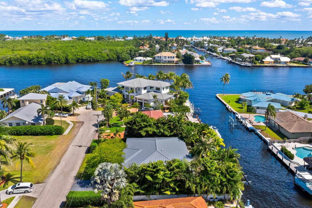 For Rent: $17,500 (3 beds, 2 baths, 2059 Square Feet)