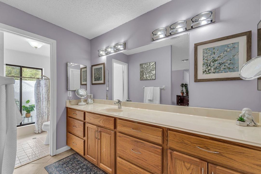 На продажу: $729,900 (4 спален, 3 ванн, 1847 Квадратных фут)