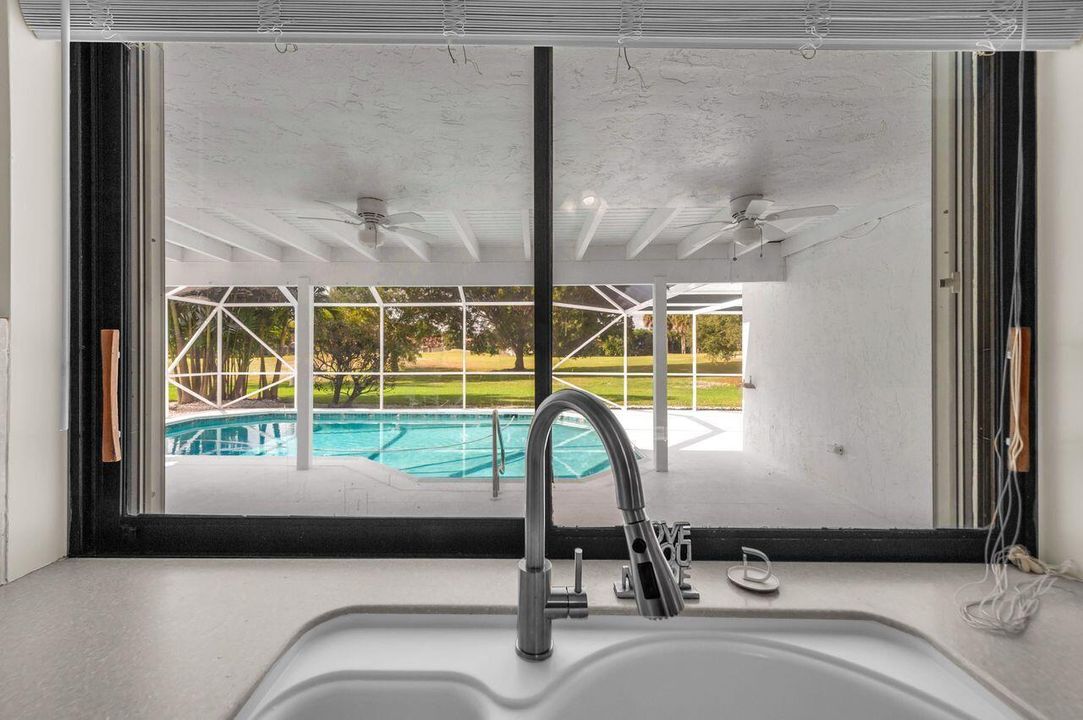 На продажу: $729,900 (4 спален, 3 ванн, 1847 Квадратных фут)