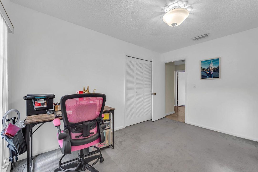 На продажу: $729,900 (4 спален, 3 ванн, 1847 Квадратных фут)