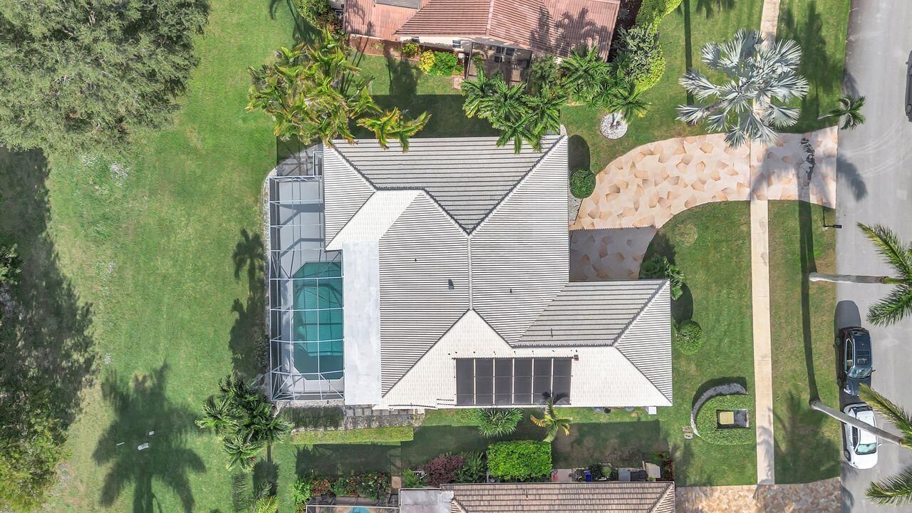 На продажу: $729,900 (4 спален, 3 ванн, 1847 Квадратных фут)