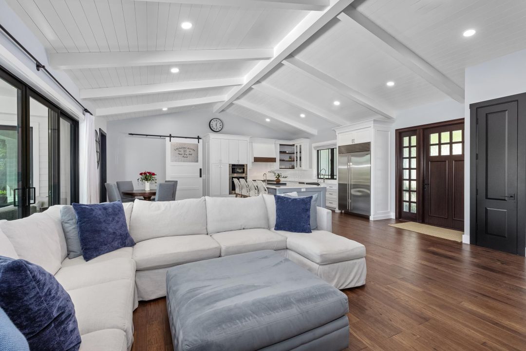 For Rent: $17,500 (3 beds, 2 baths, 2059 Square Feet)