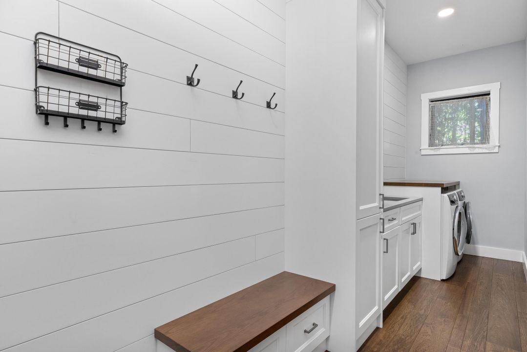 For Rent: $17,500 (3 beds, 2 baths, 2059 Square Feet)