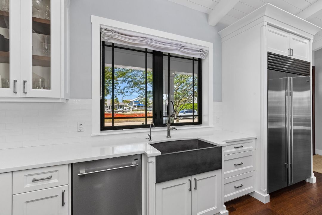 For Rent: $17,500 (3 beds, 2 baths, 2059 Square Feet)