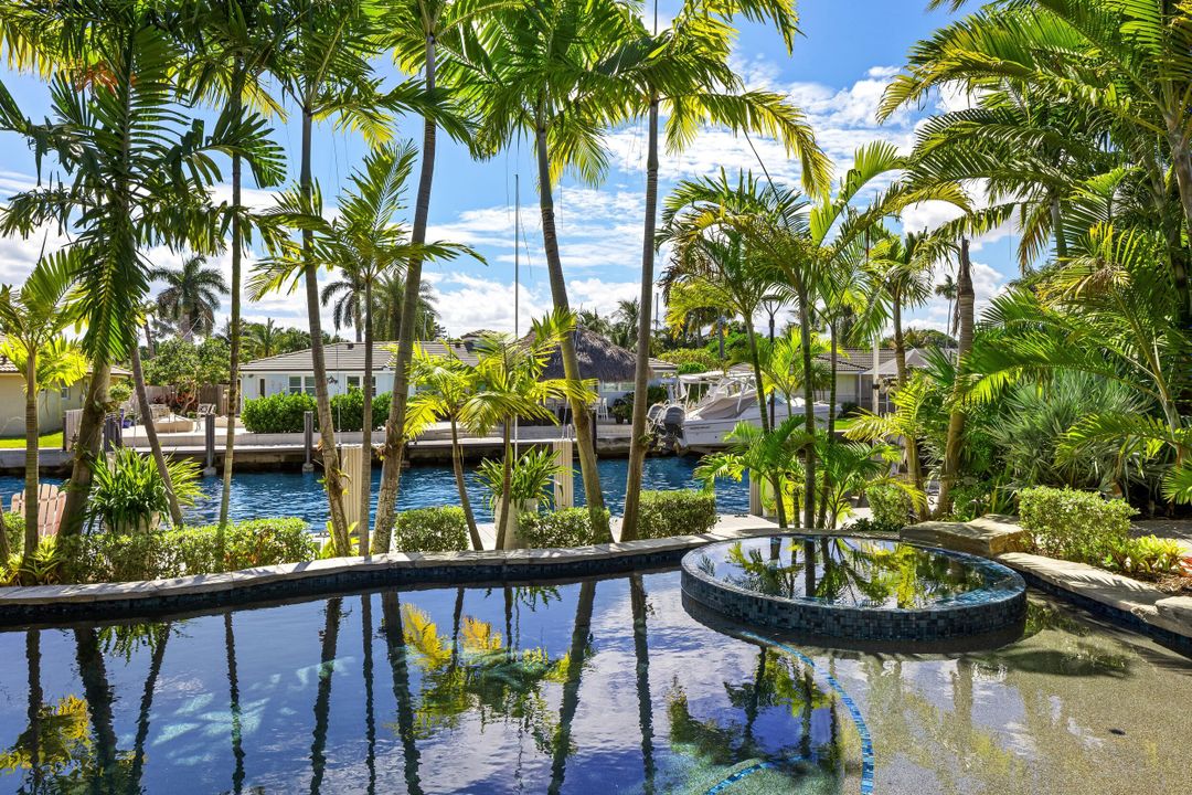 For Rent: $17,500 (3 beds, 2 baths, 2059 Square Feet)