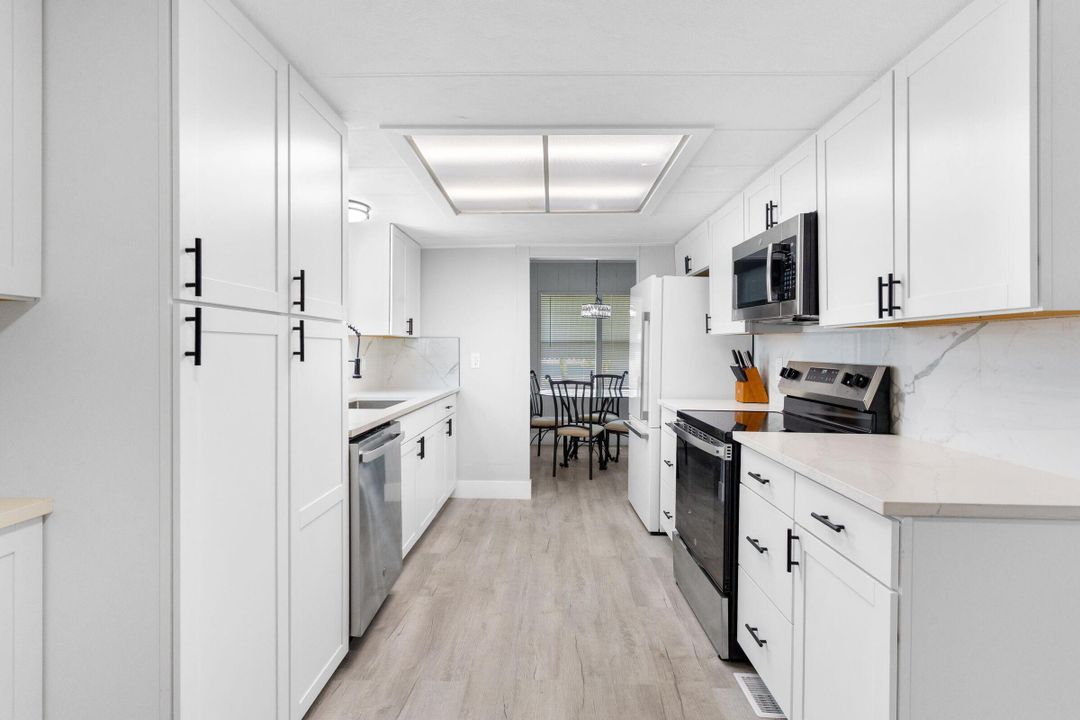 En Venta: $176,000 (2 camas, 2 baños, 1152 Pies cuadrados)