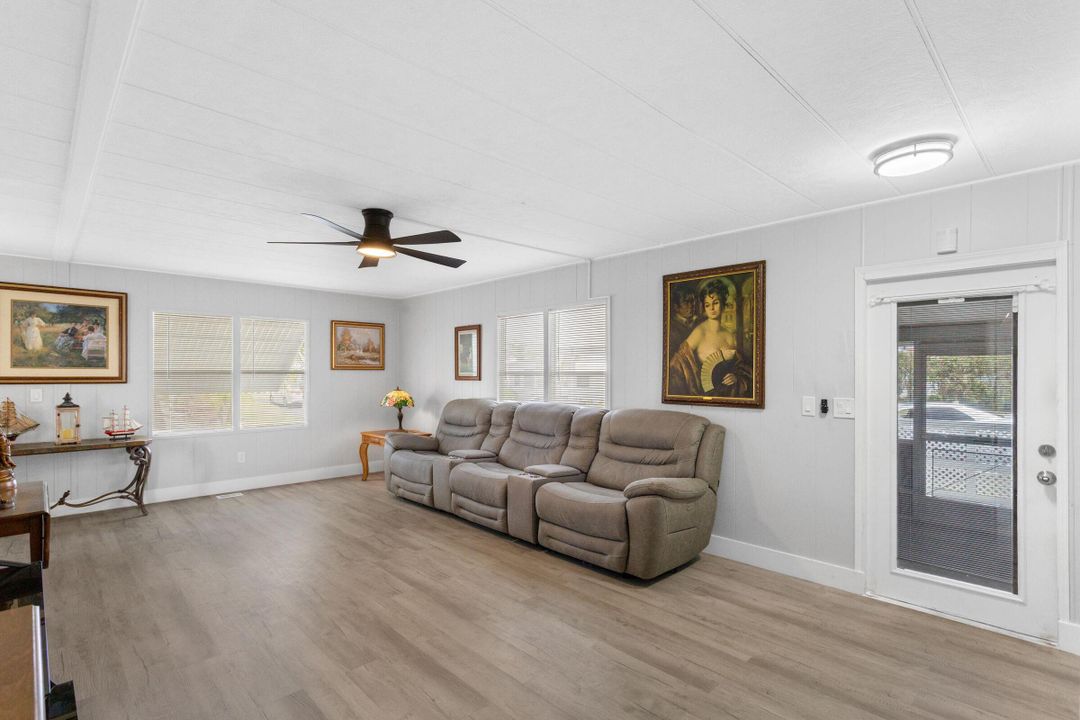 En Venta: $176,000 (2 camas, 2 baños, 1152 Pies cuadrados)