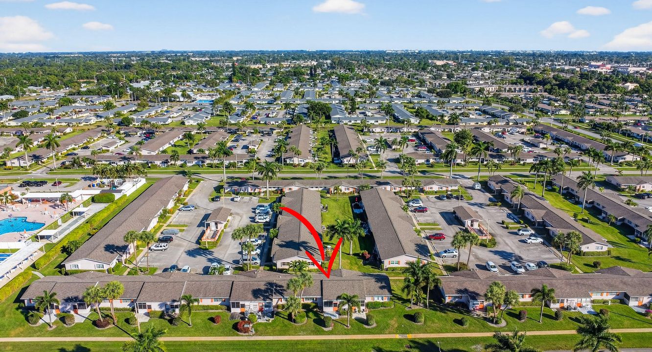 На продажу: $200,000 (2 спален, 1 ванн, 829 Квадратных фут)