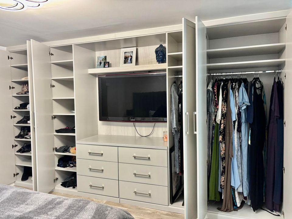 For Sale: $389,900 (2 beds, 2 baths, 1262 Square Feet)