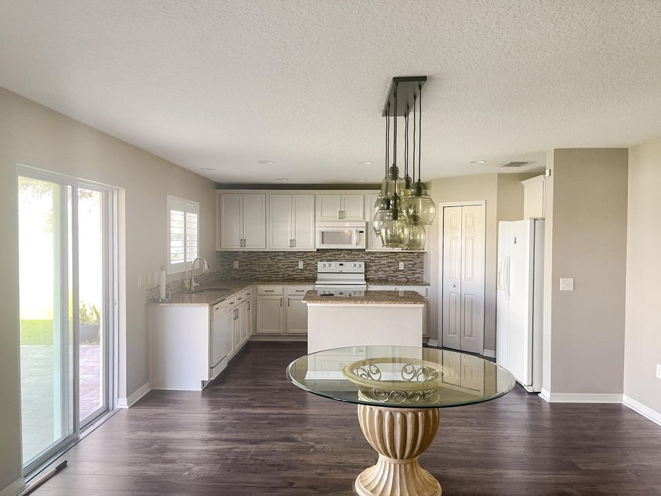 En Renta: $3,000 (3 camas, 2 baños, 1941 Pies cuadrados)