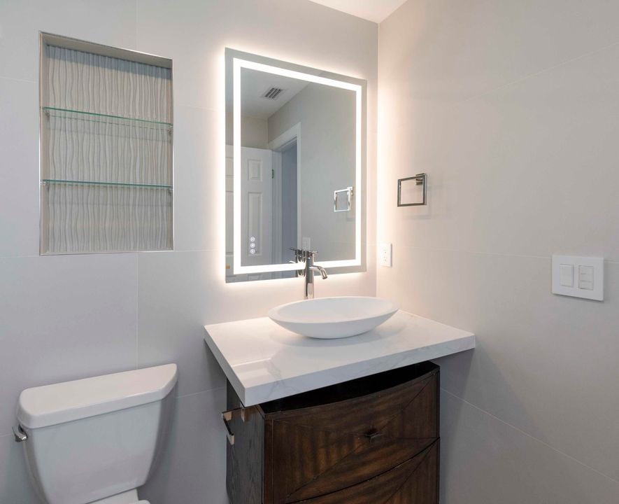 Active With Contract: $6,000 (3 beds, 2 baths, 1737 Square Feet)