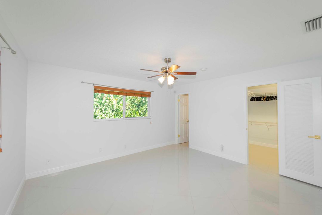 Active With Contract: $6,000 (3 beds, 2 baths, 1737 Square Feet)