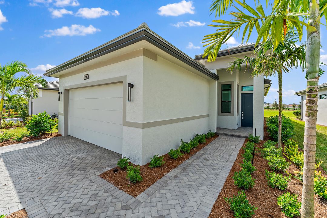 В аренду: $2,950 (3 спален, 2 ванн, 1725 Квадратных фут)