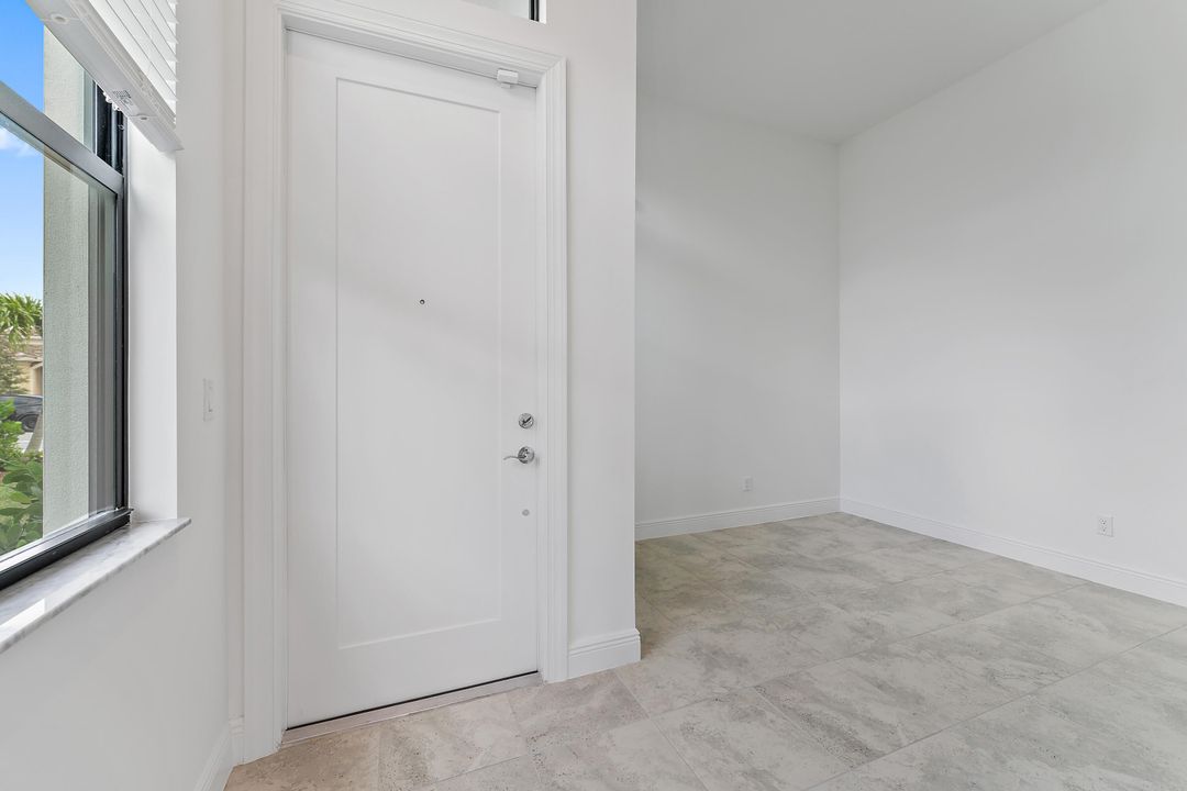 В аренду: $2,950 (3 спален, 2 ванн, 1725 Квадратных фут)