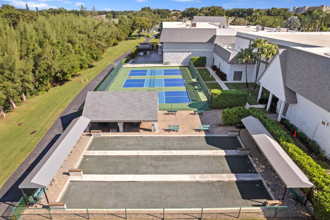 待售: $109,000 (1 贝兹, 2 浴室, 1020 平方英尺)