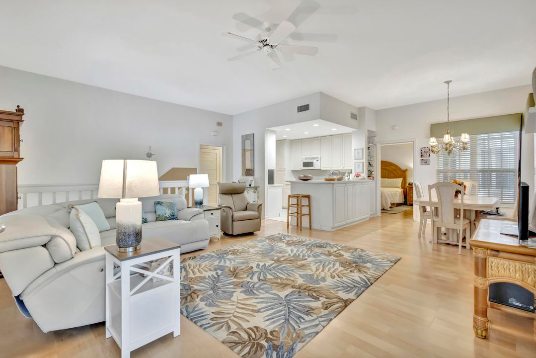 На продажу: $565,000 (2 спален, 2 ванн, 1274 Квадратных фут)