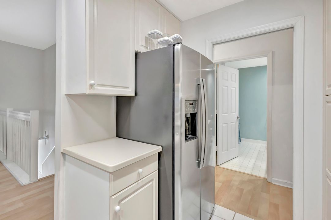 На продажу: $565,000 (2 спален, 2 ванн, 1274 Квадратных фут)