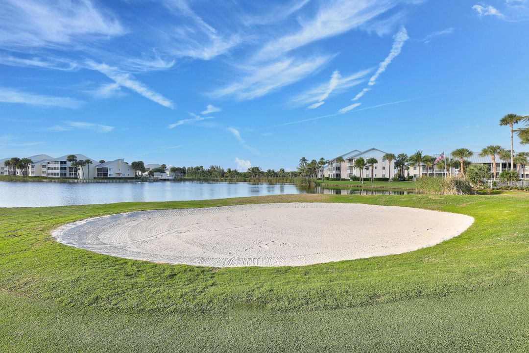 На продажу: $565,000 (2 спален, 2 ванн, 1274 Квадратных фут)