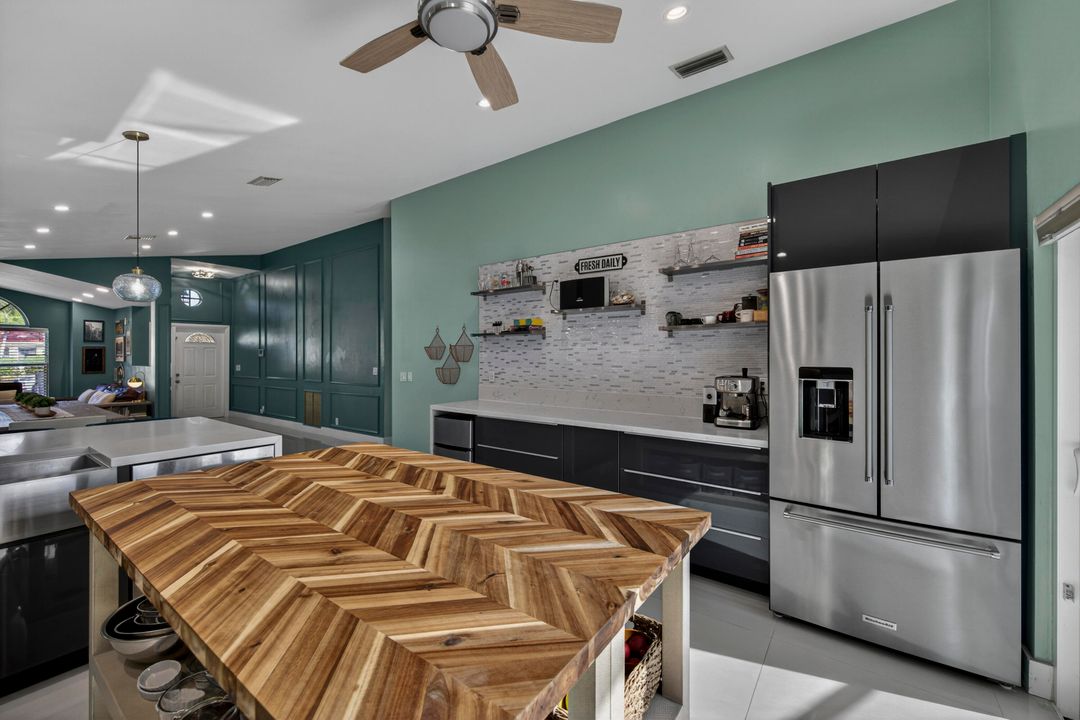 En Venta: $575,000 (3 camas, 2 baños, 1674 Pies cuadrados)