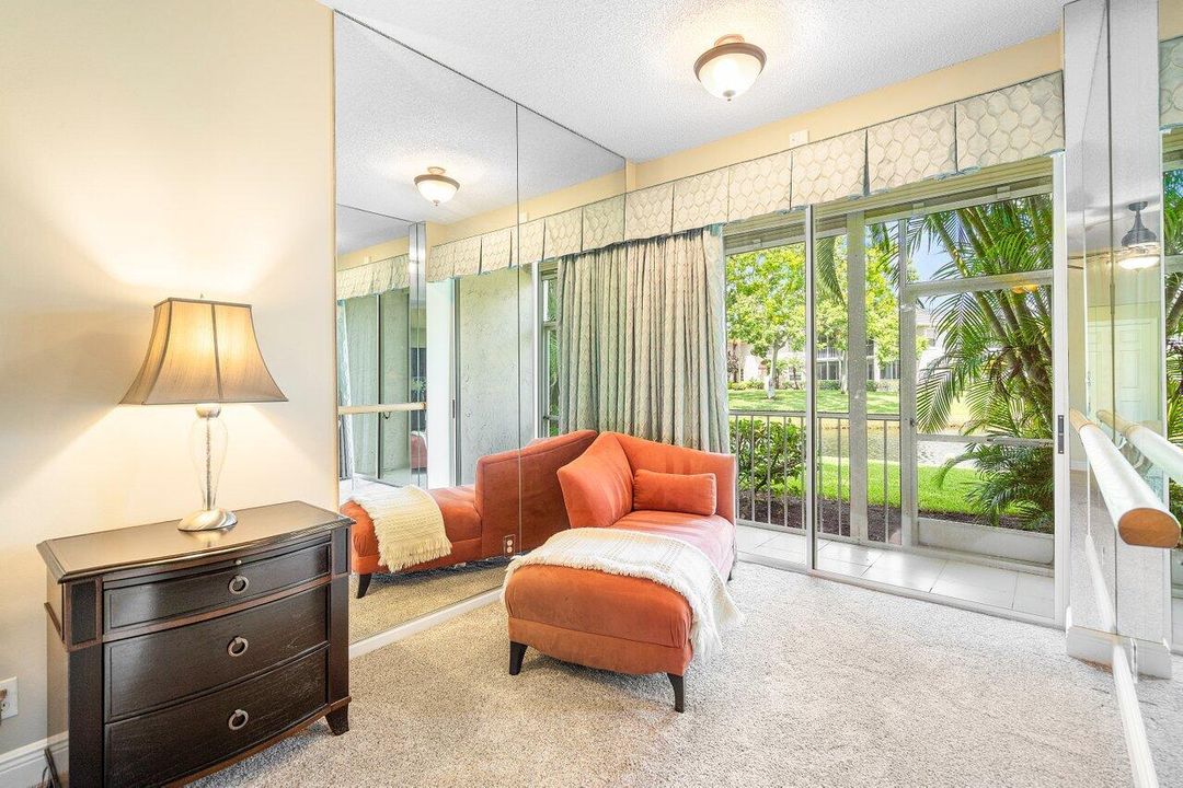 For Sale: $599,000 (3 beds, 2 baths, 1751 Square Feet)