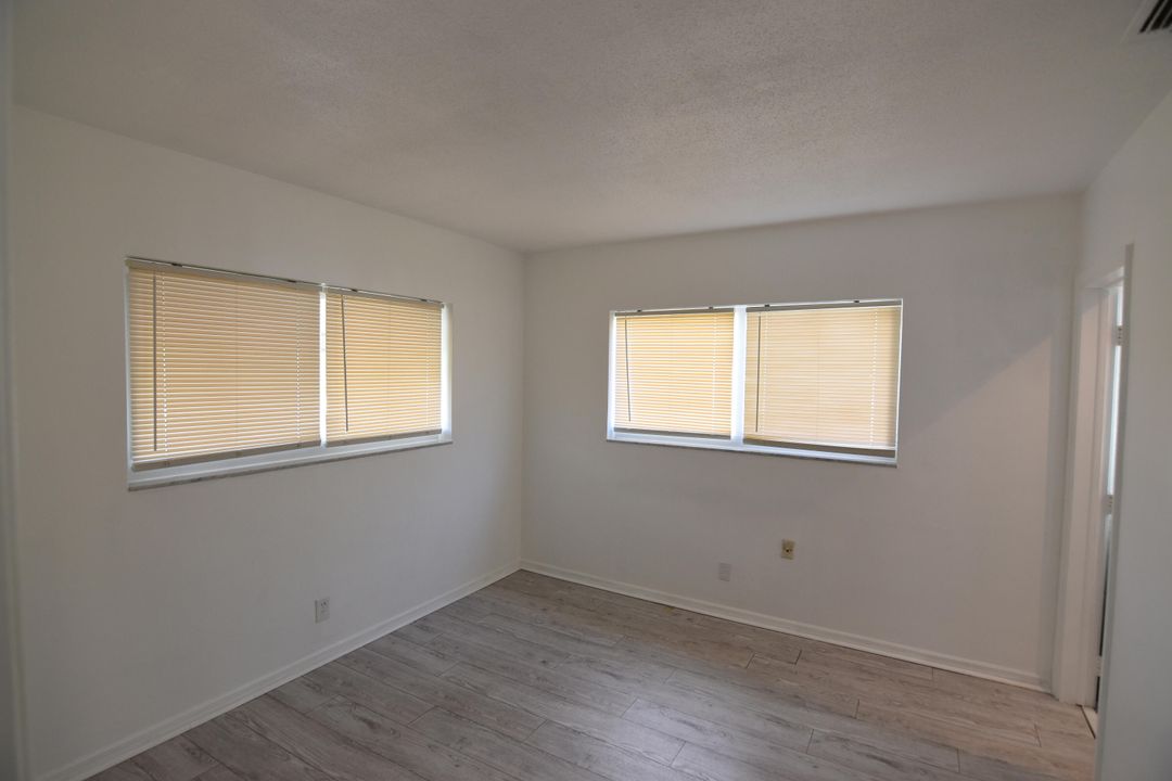 For Rent: $2,600 (2 beds, 2 baths, 986 Square Feet)