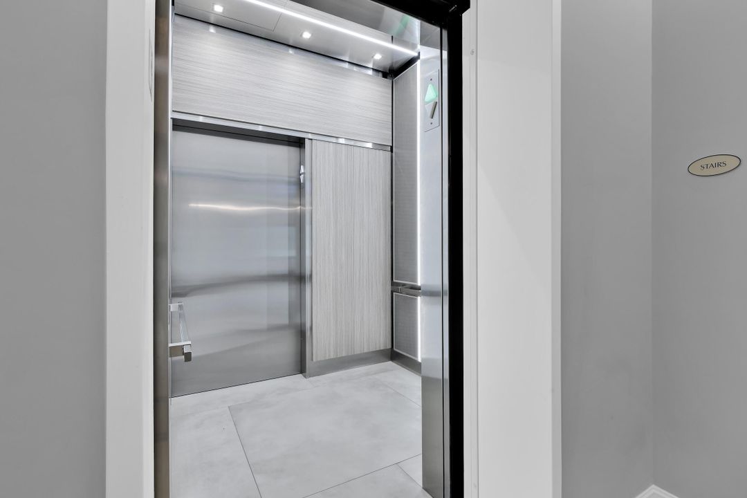 待售: $1,540,000 (2 贝兹, 2 浴室, 2231 平方英尺)