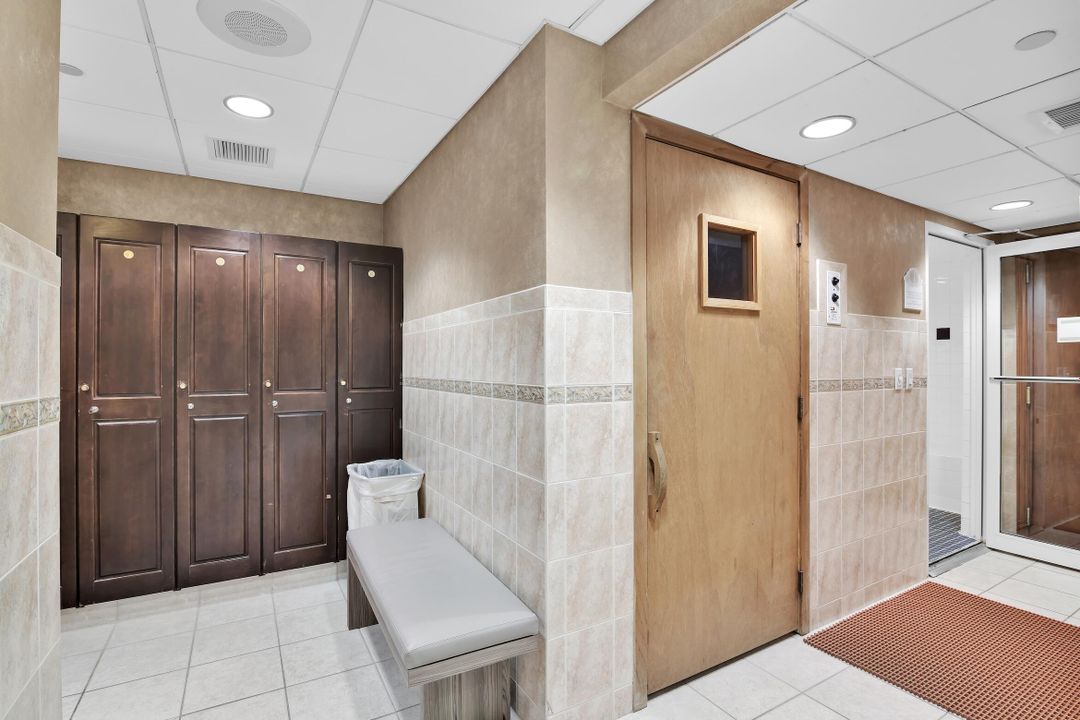 待售: $1,540,000 (2 贝兹, 2 浴室, 2231 平方英尺)