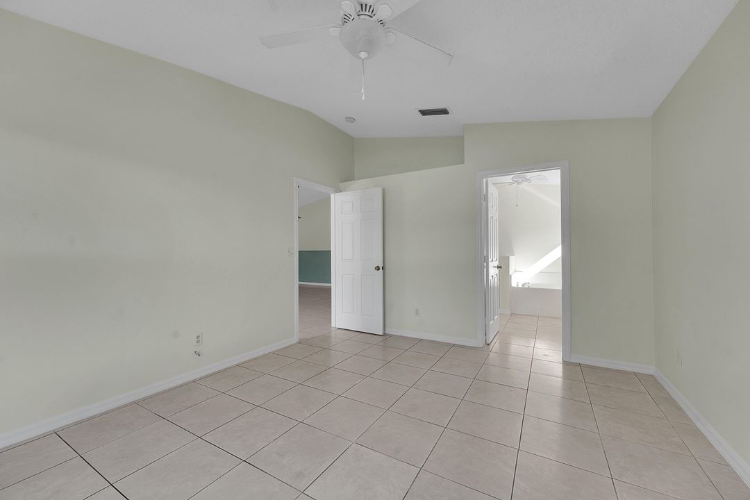 На продажу: $325,000 (3 спален, 2 ванн, 1636 Квадратных фут)