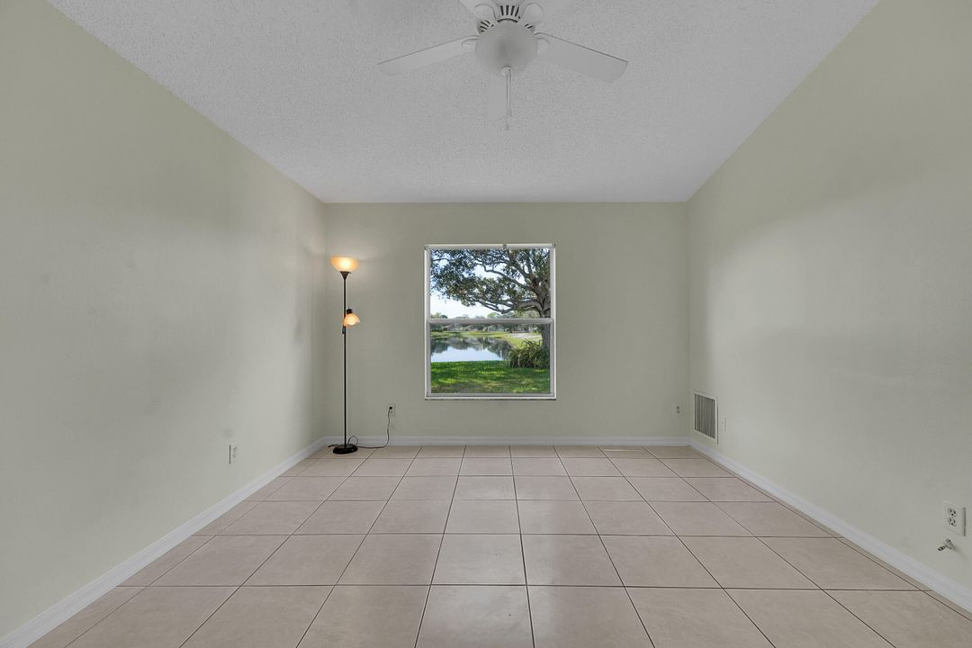 На продажу: $325,000 (3 спален, 2 ванн, 1636 Квадратных фут)