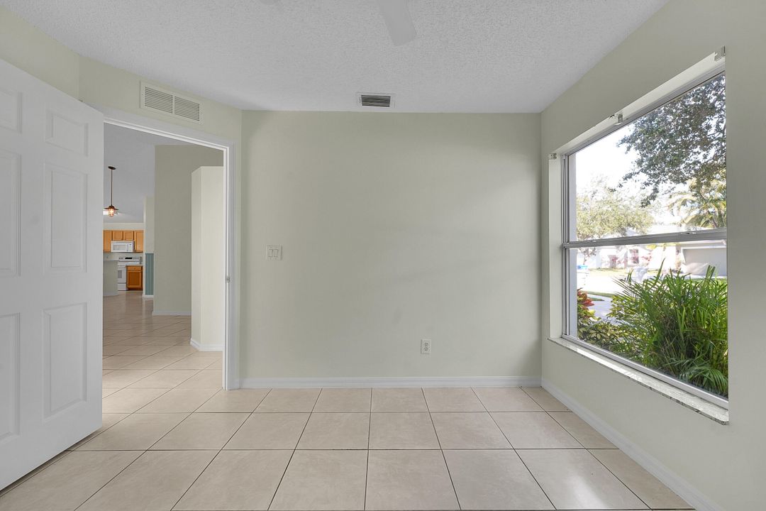 На продажу: $325,000 (3 спален, 2 ванн, 1636 Квадратных фут)