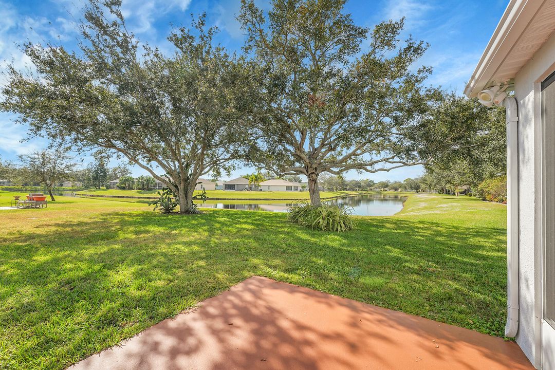 На продажу: $325,000 (3 спален, 2 ванн, 1636 Квадратных фут)