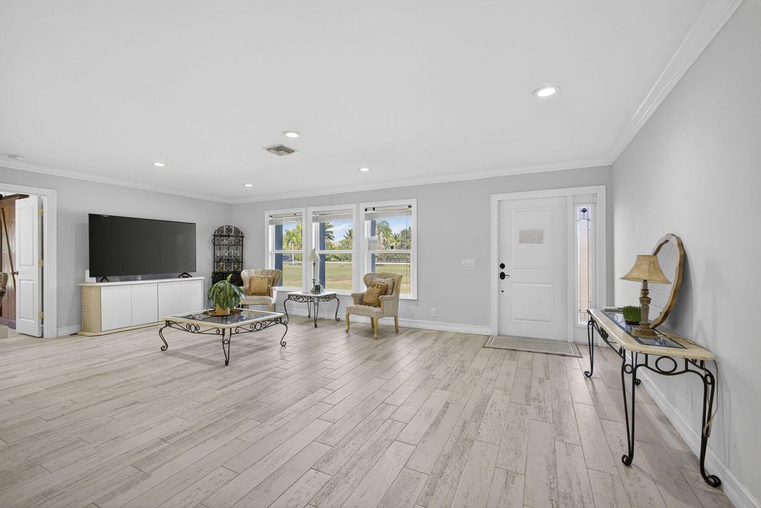 En Venta: $1,525,000 (4 camas, 4 baños, 2840 Pies cuadrados)