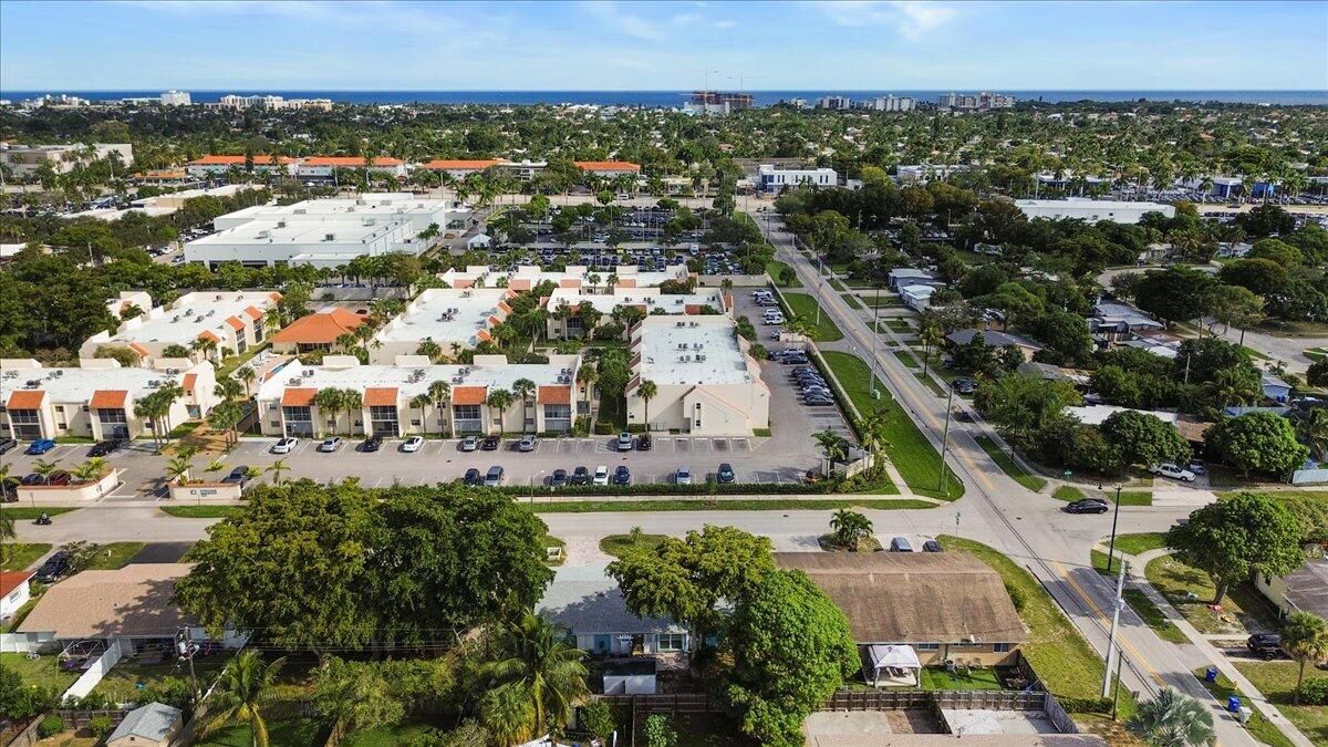 待售: $225,000 (2 贝兹, 2 浴室, 1000 平方英尺)