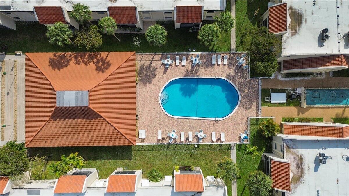 待售: $225,000 (2 贝兹, 2 浴室, 1000 平方英尺)