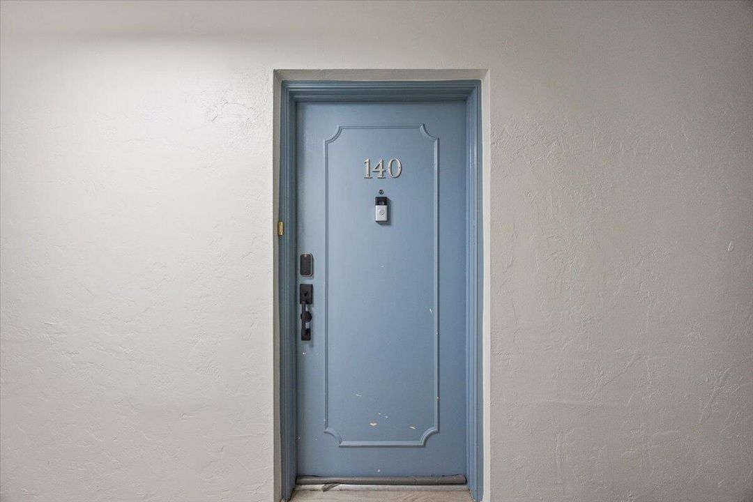 待售: $225,000 (2 贝兹, 2 浴室, 1000 平方英尺)